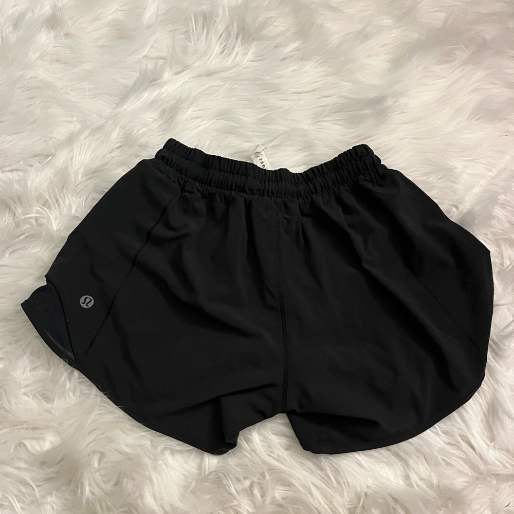 Black Lululemon Hottie Hot Shorts 2.5 size 2